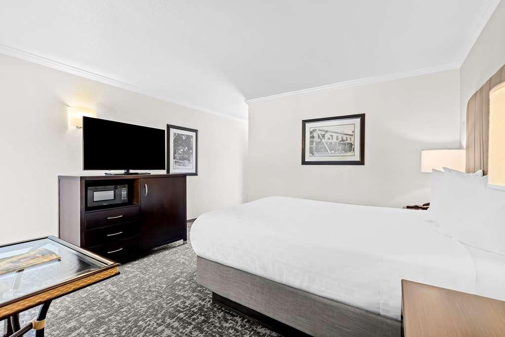 Best Western Garden Inn Santa Rosa Habitación foto